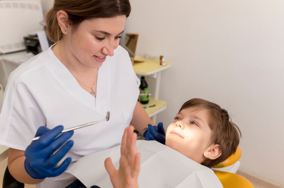 Your Child’s First Dental Visit: What Parents Expect